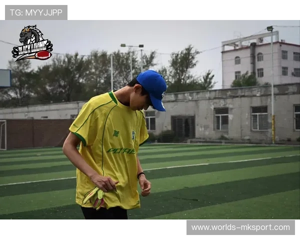 全国雪地腰旗橄榄球公开赛在哈尔滨开赛