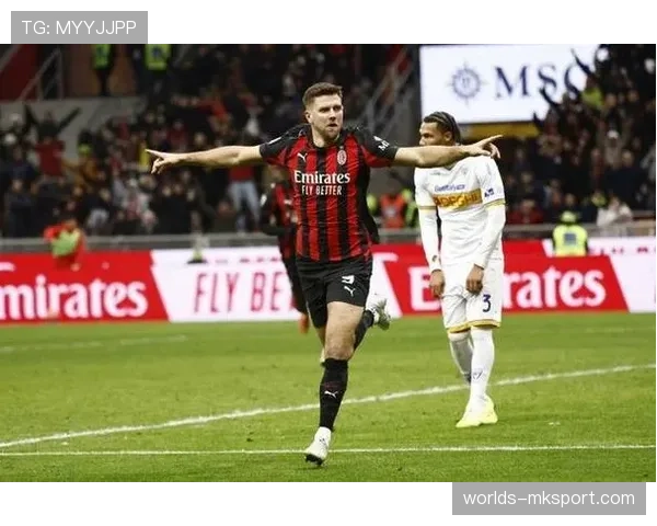 加比亚、菲尔克鲁格和希门尼斯假期进行加练，积极恢复状态